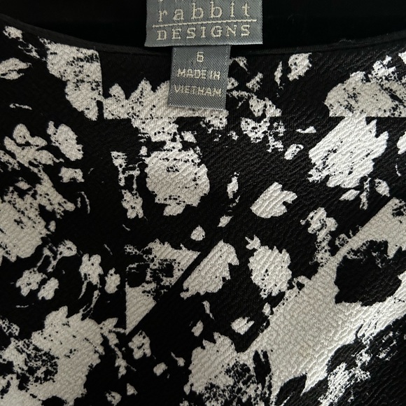 Rabbit Rabbit Rabbit Design - Dress - Picture 3 of 5